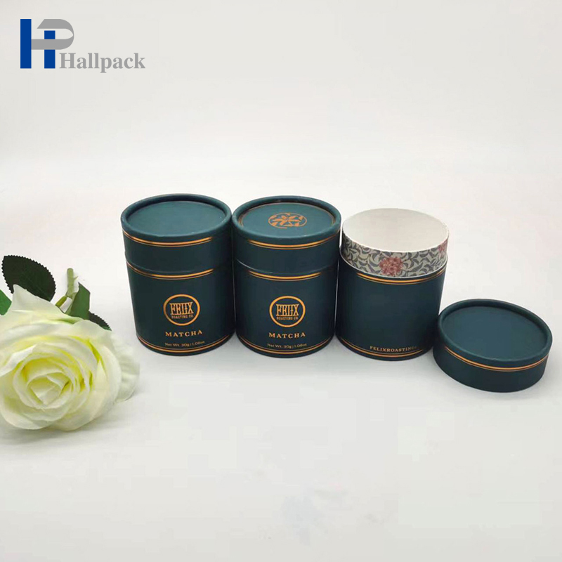 petit tube de papier alimentaire