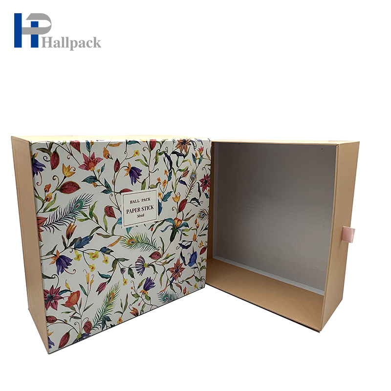 Boîtes-cadeaux à tube en papier