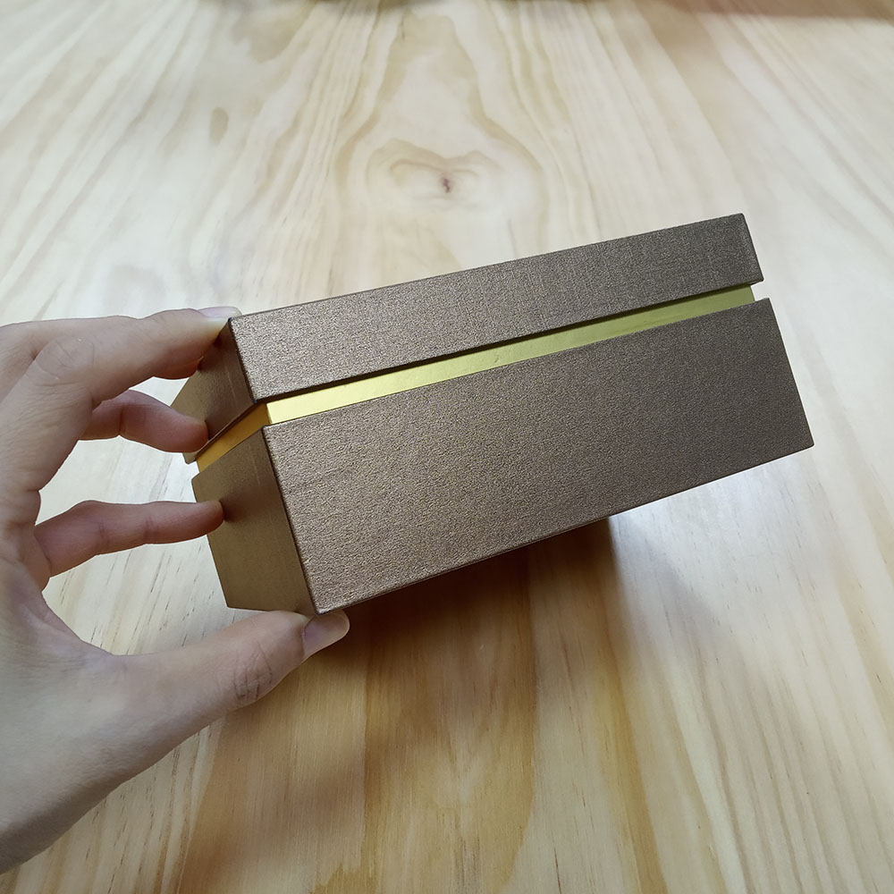 caja de papel kraft