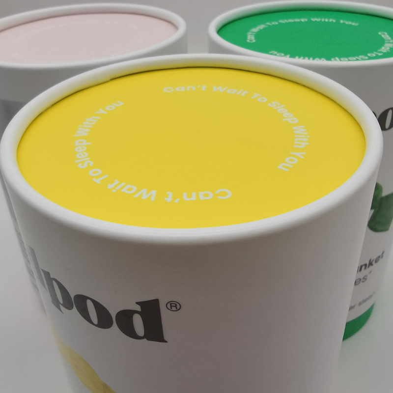 Envasado de tubos de papel cilíndricos biodegradables